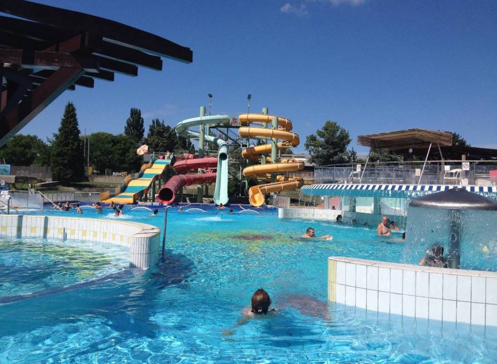 Parcul acvatic Aquapolis, Bulgaria 3