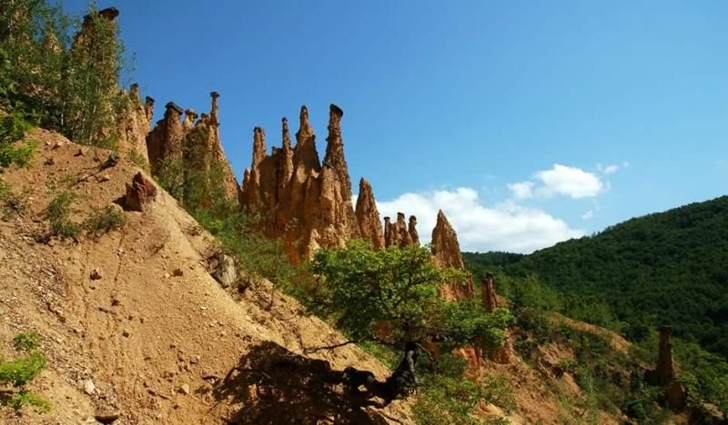 Parcul Natural Devil`S Town1