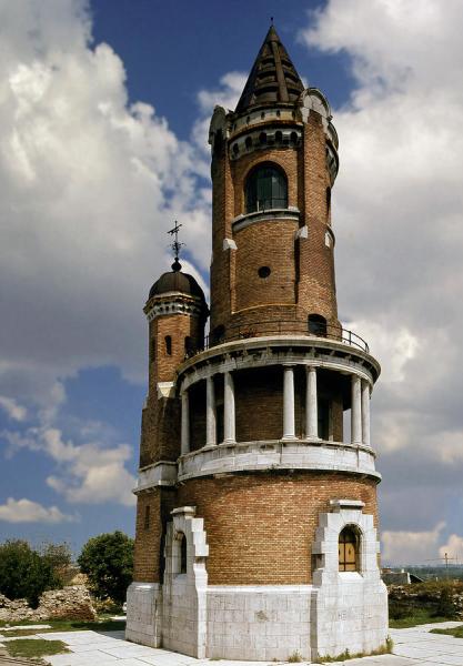 Turnul Gardosh