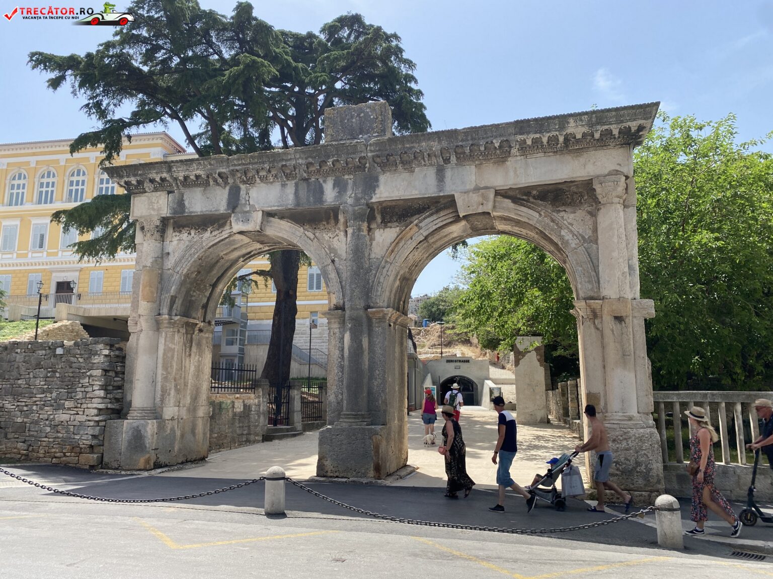 Orașul Pula, Croaţia – Obiective turistice de văzut și vizitat