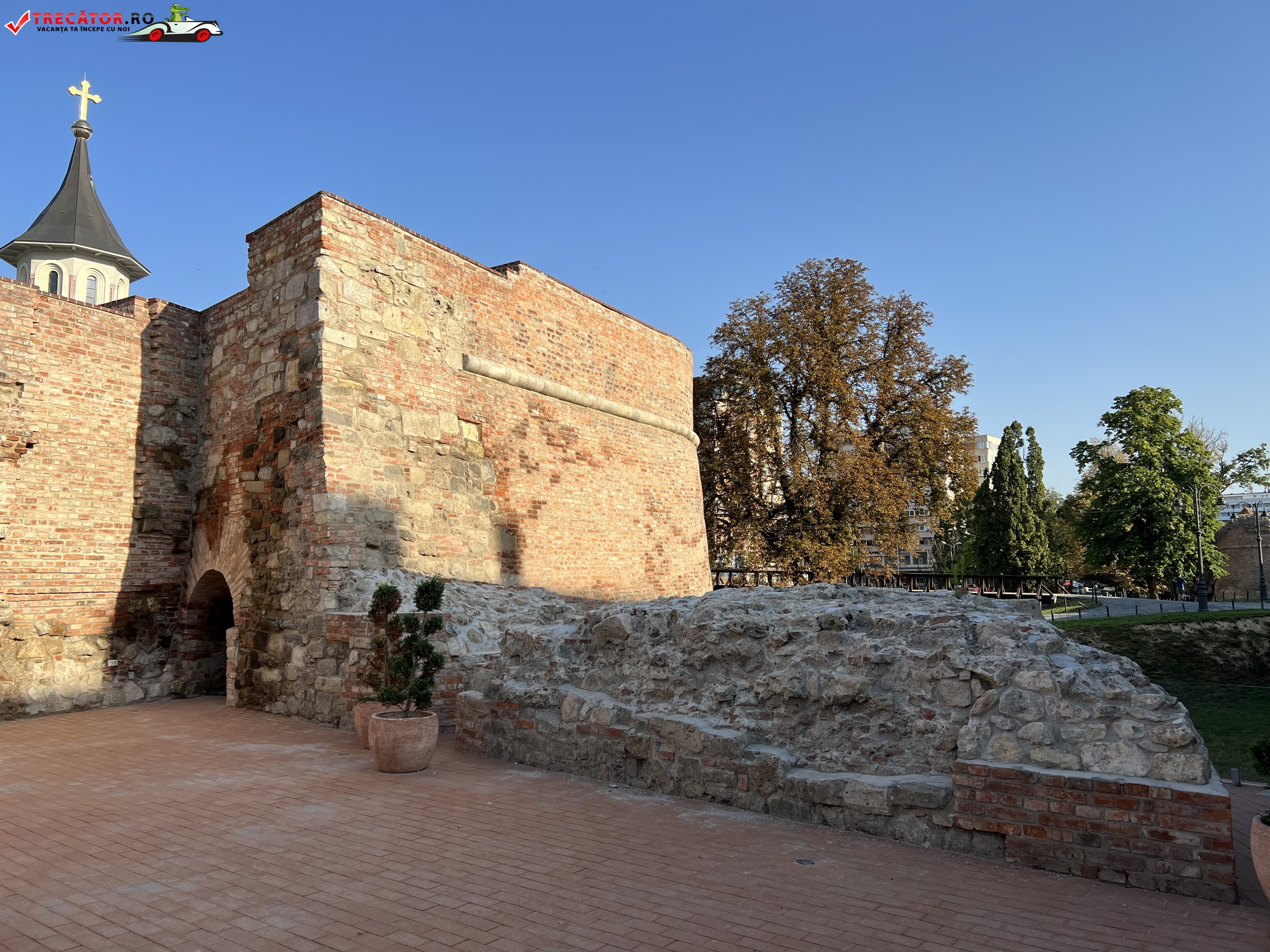 Cetatea Oradea Obiective Turistice De V zut i Vizitat