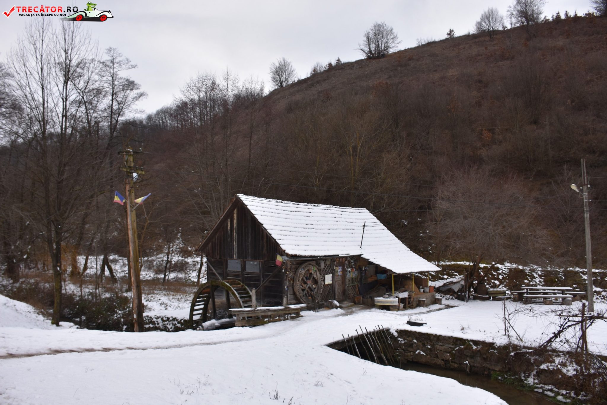 Moara Ruseasca Moara cu apa din Rosia – Obiective turistice de văzut și vizitat