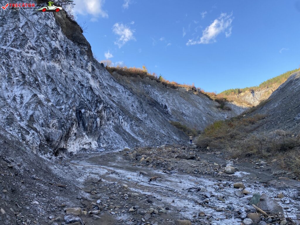 Muntele de sare de la Meledic 15 rafting pe buzau si ture externe din romania sau canyoning pe Porumbacu