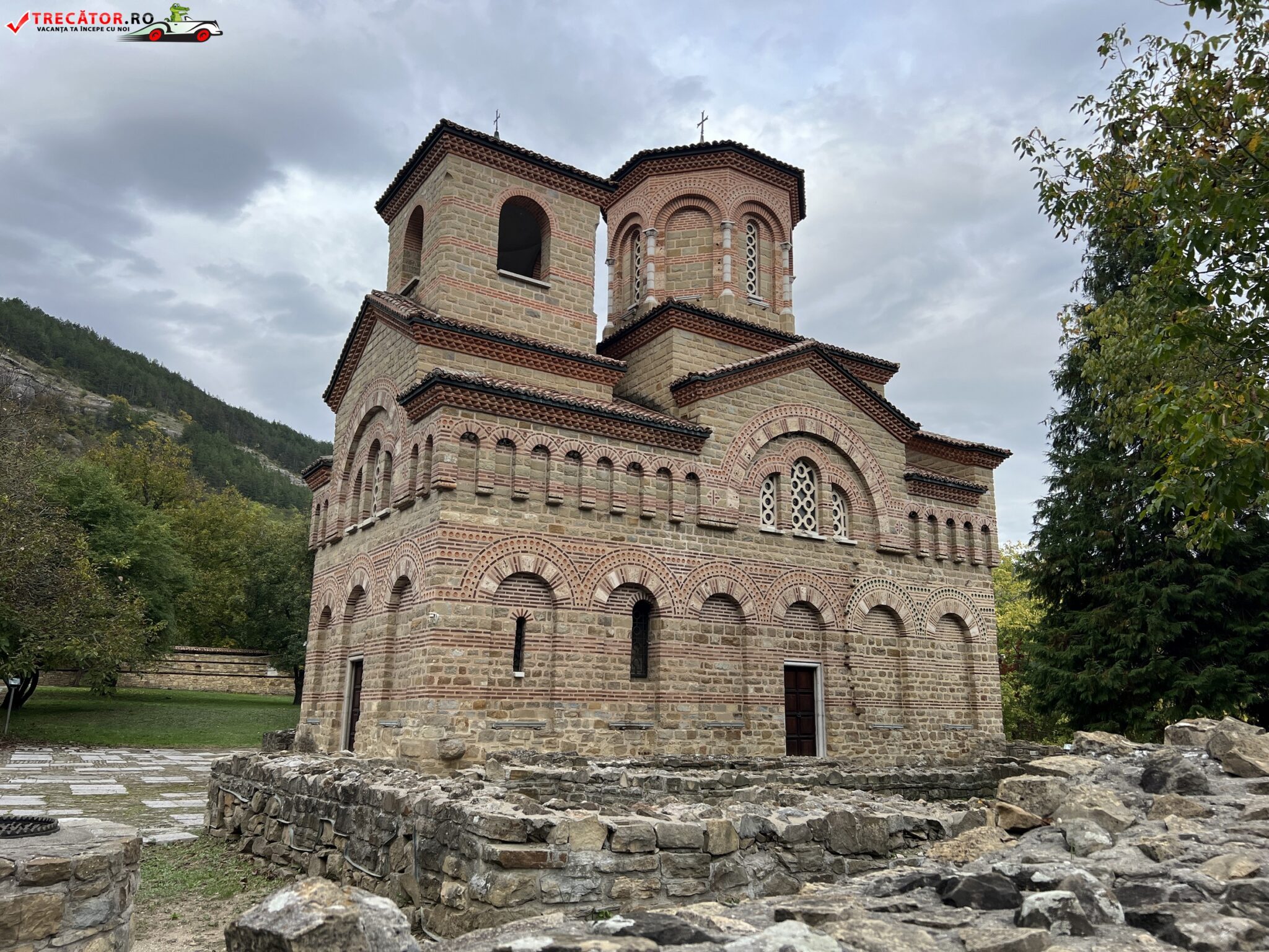 biserica-sf-ntul-dimitrie-din-salonic-din-veliko-t-rnovo-bulgaria